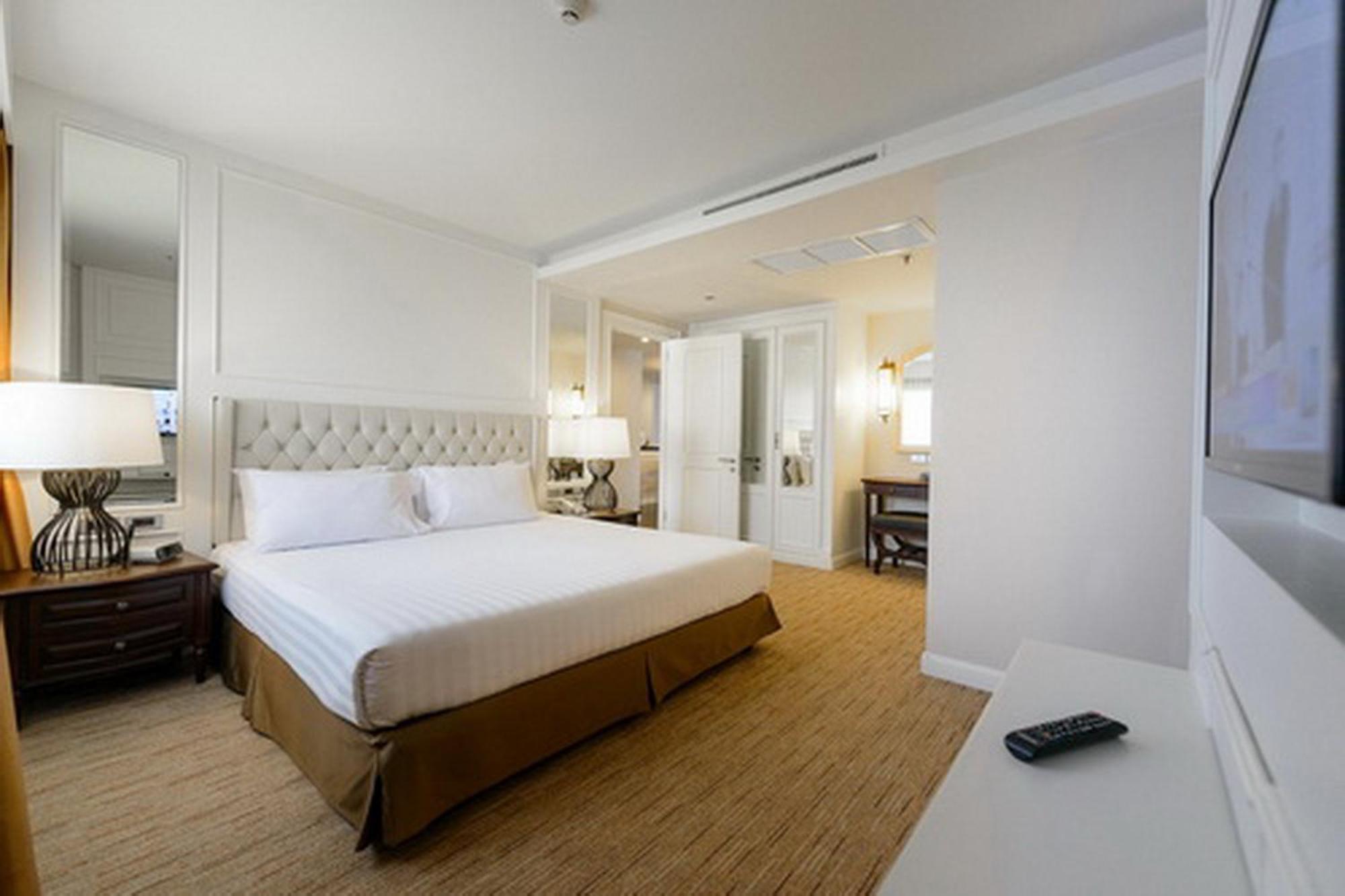 Two Bedroom Deluxe Suite