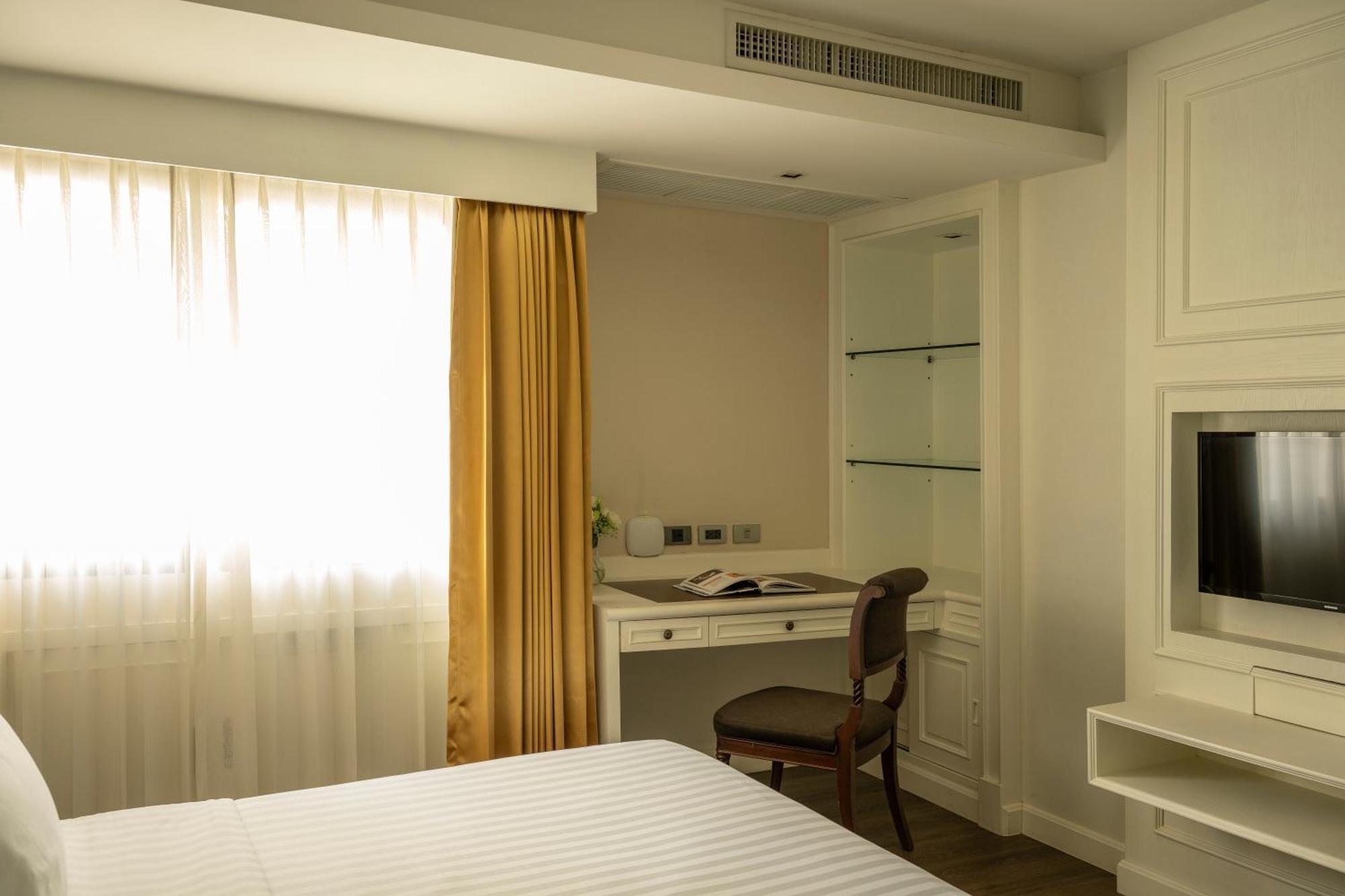 Two Bedroom Deluxe Suite